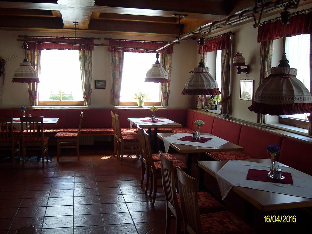 Gasthaus Zur Melzen 호텔 Versbichl 외부 사진